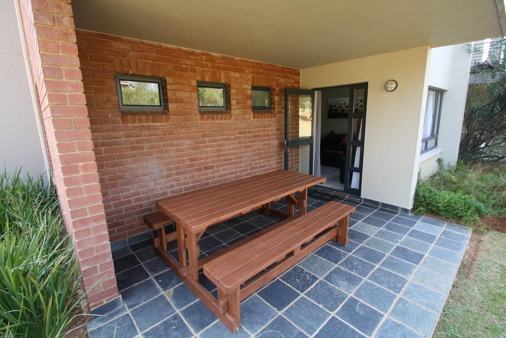 Jozistay @ Jackal Creek Apartments Roodepoort Exteriör bild